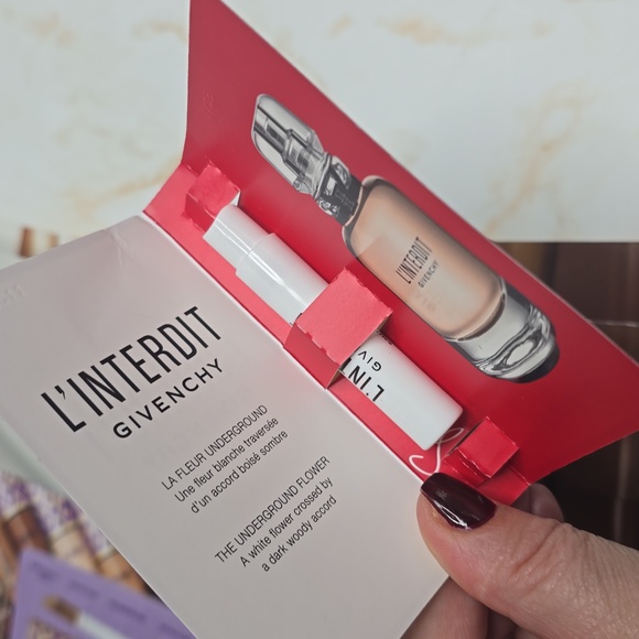 Bundle Sample - Picture 3 of 5